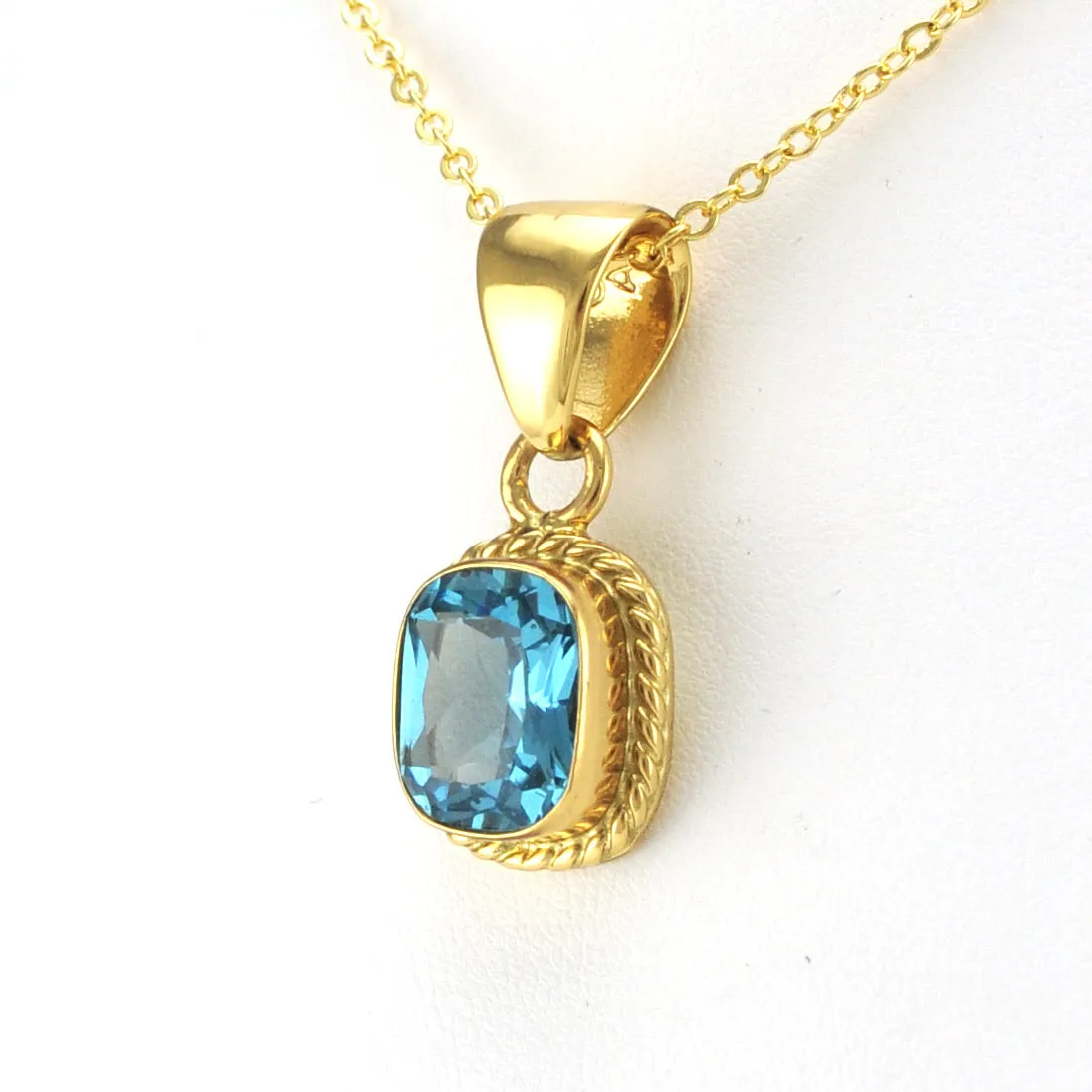 Alchemía Blue Topaz 9x11mm Rectangle Pendant