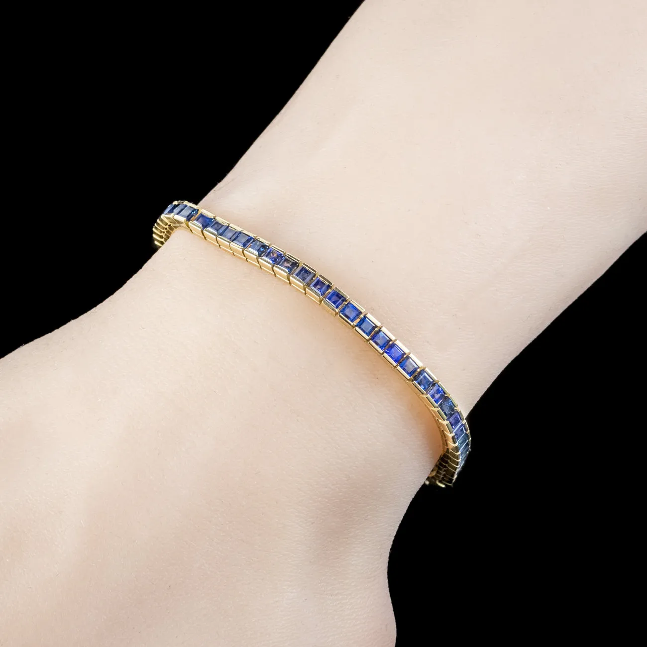 Art Deco Style Sapphire Tennis Bracelet 18ct Gold 6.5ct Total