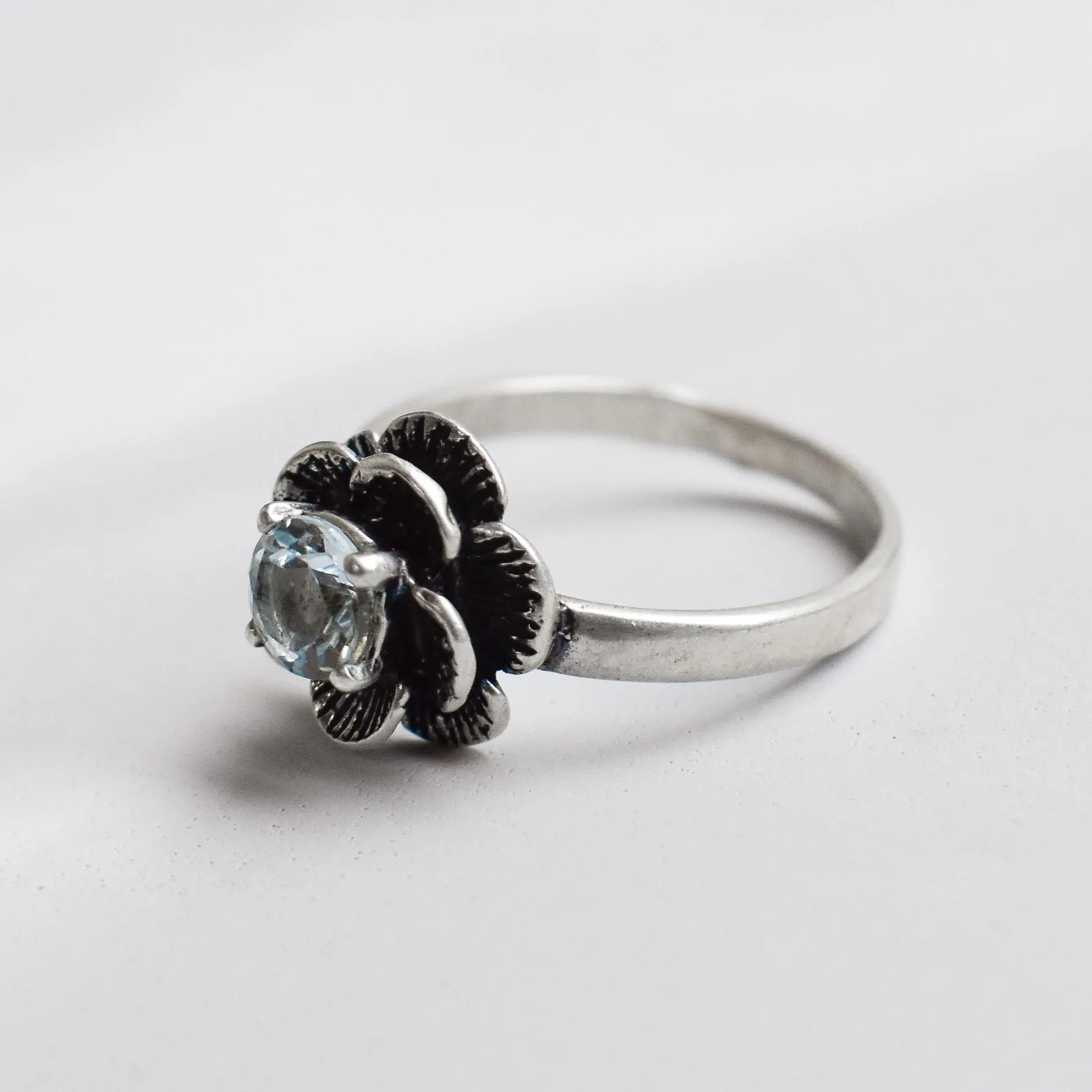 Blue Topaz Flower Ring - Natural Blue Topaz Ring - Vintage Rose Ring