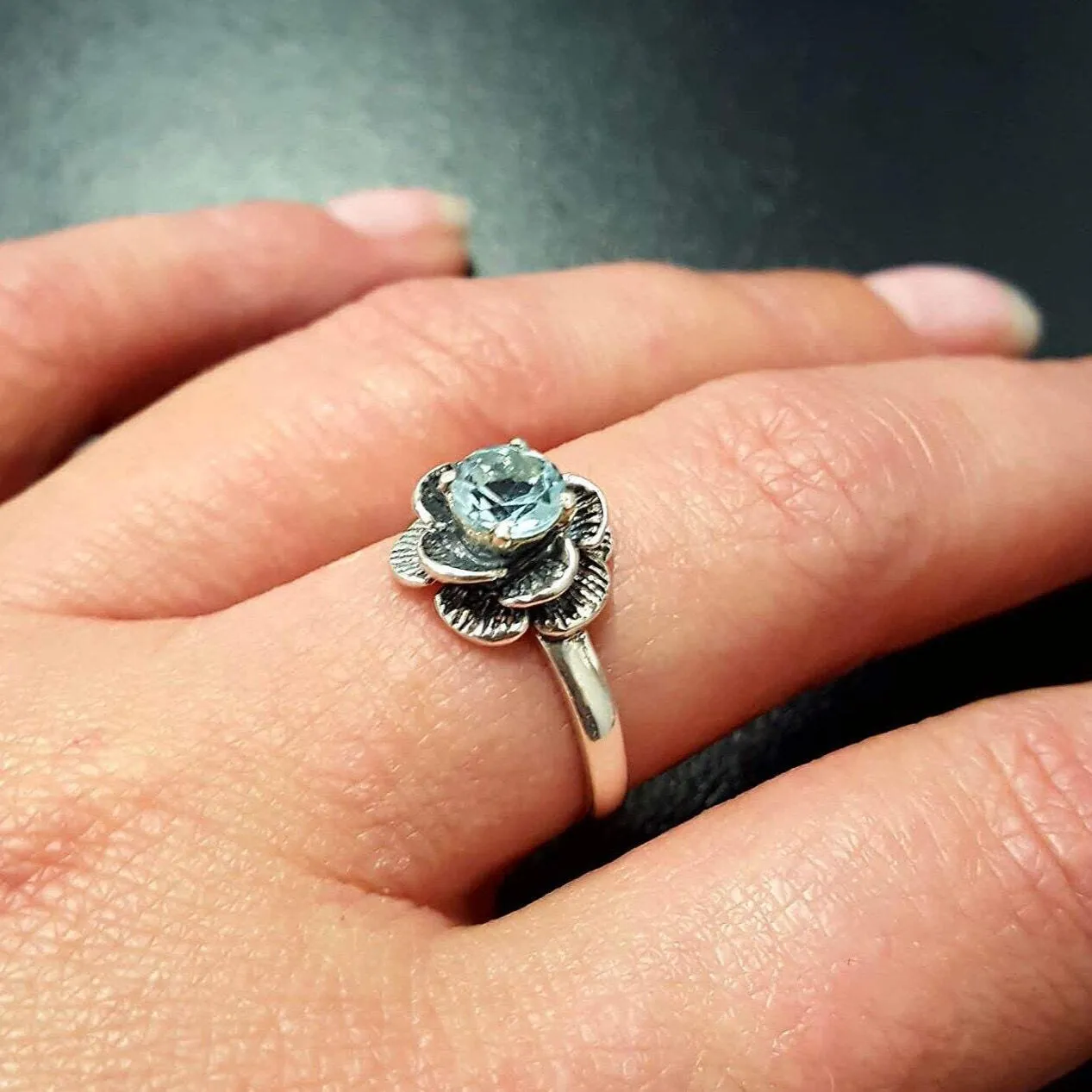 Blue Topaz Flower Ring - Natural Blue Topaz Ring - Vintage Rose Ring