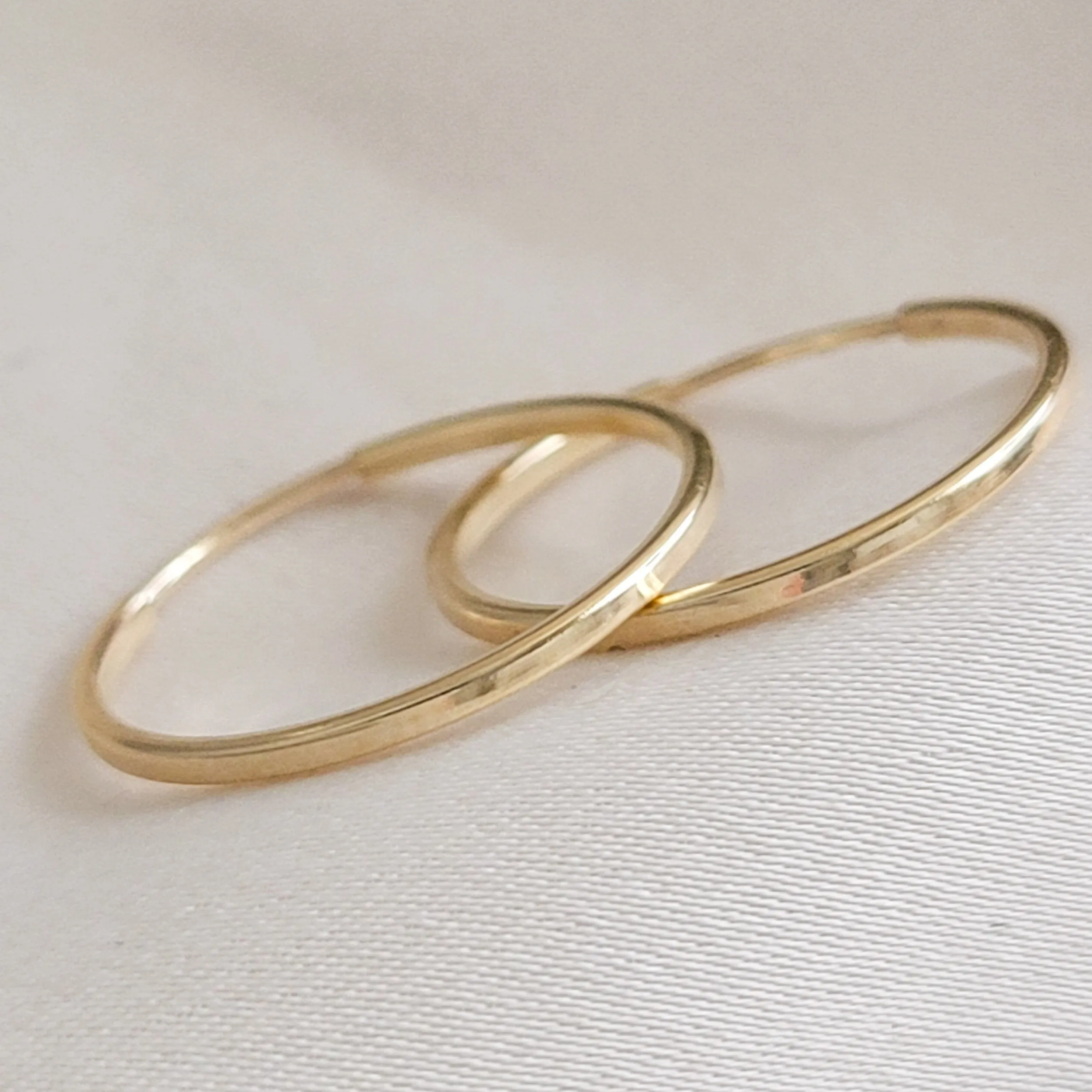 Endless Modern Hoops