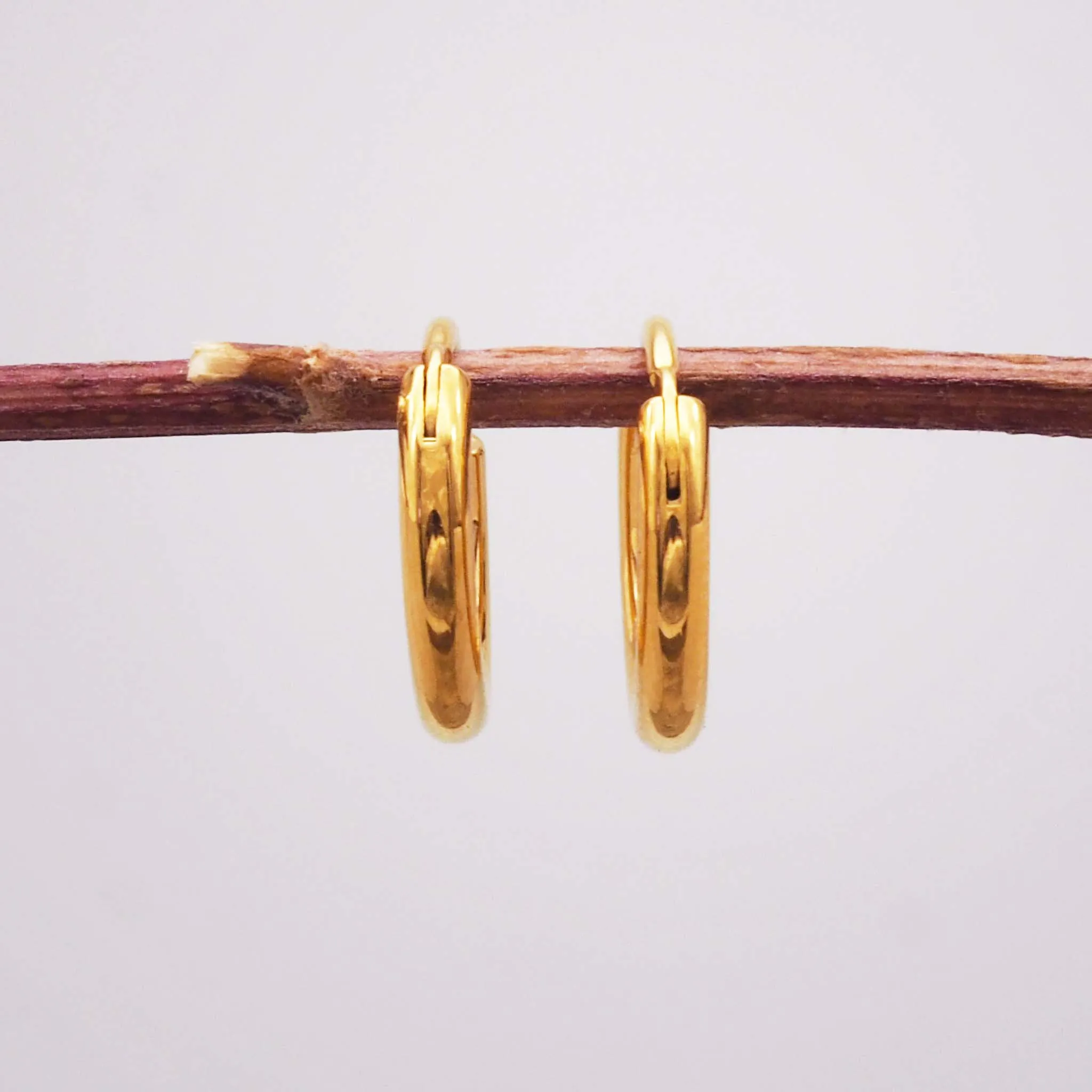 Gold Timeless Essentials Stack