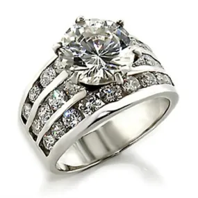 High-Polished 925 Sterling Silver Ring with AAA Grade CZ in Clear for Women Style 3625