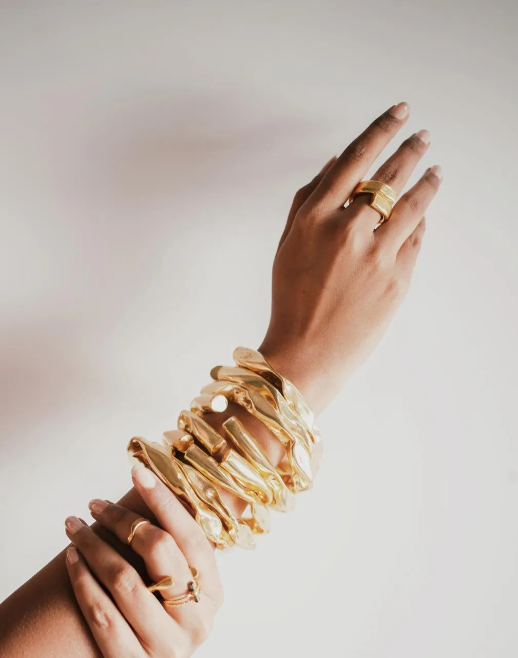 Masaba Gupta in Dani Unisex Wrap Ring